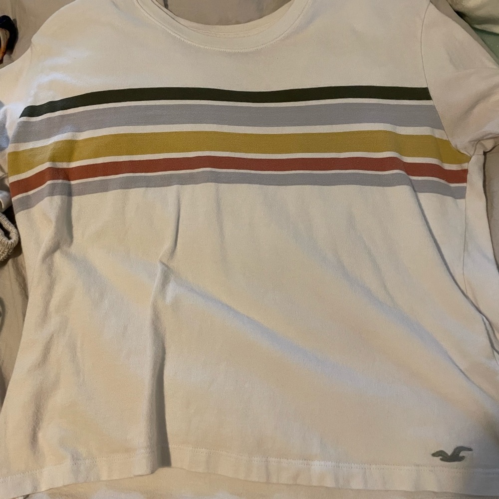 Hollister cropped white tee